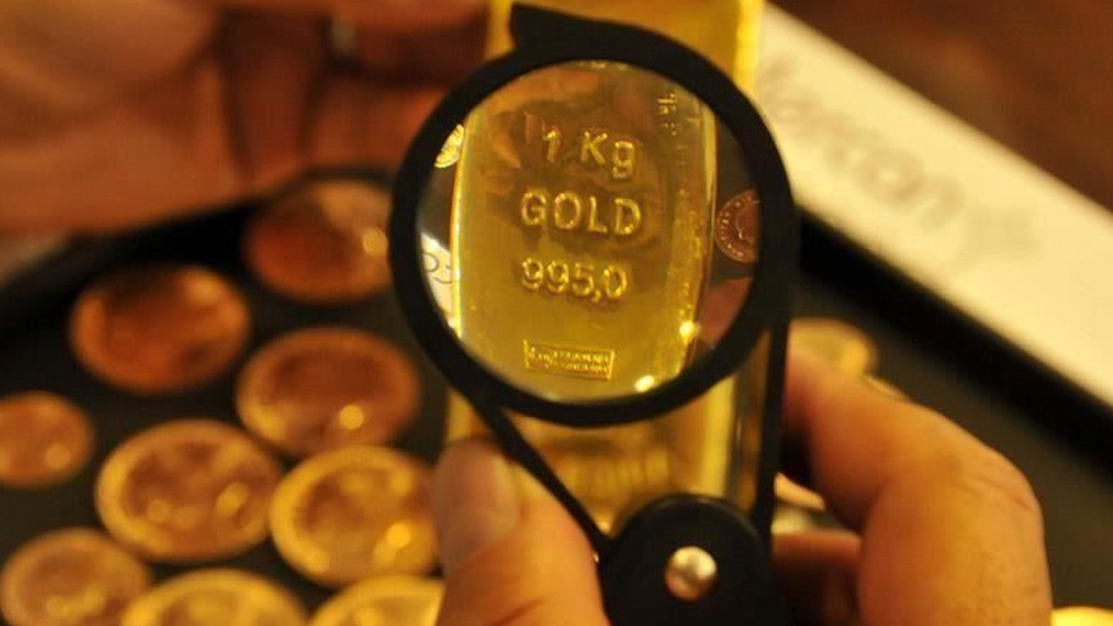 Dünya devinden altın tahmini: Fiyatlar için rekor seviye işaret edildi