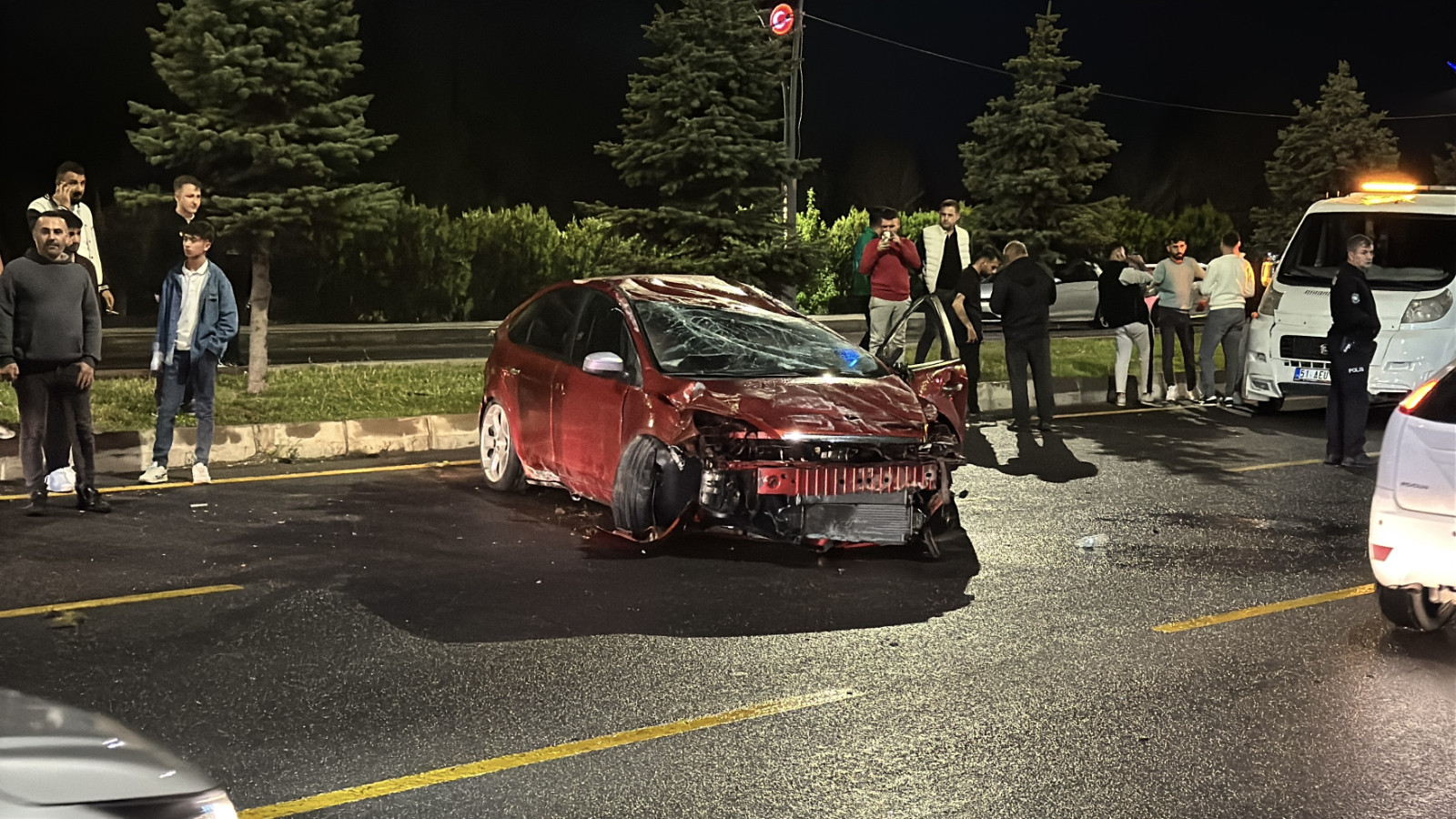 Niğde'de otomobil devrildi: 1yaralı