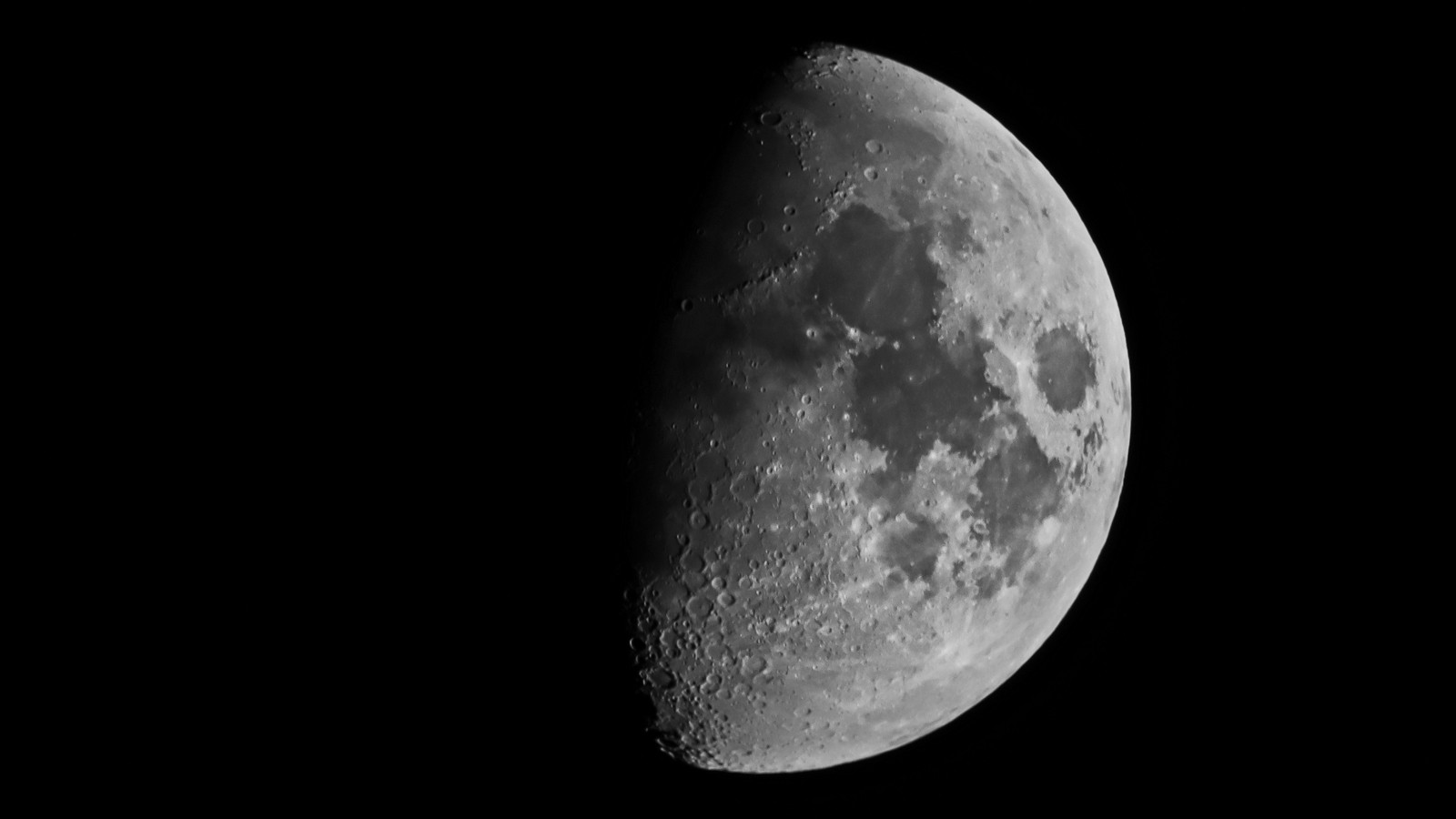 Ay yolunda kontrolsüz randevu: SpaceX roketi ses hızının 7 katıyla çarpacak