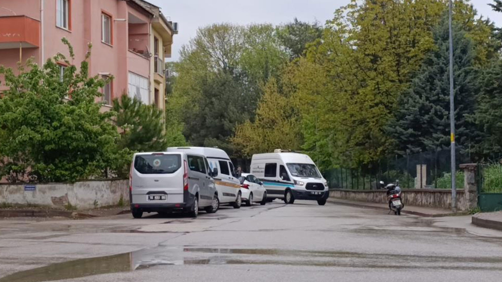 Bursa'da haber alınamayan 46 yaşındaki öğretmen evinde ölü bulundu