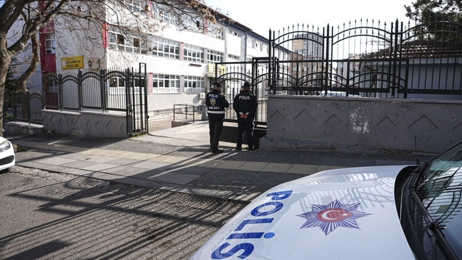 Okullarda yeni güvenlik tedbirleri yolda... Bakan Tekin duyurdu