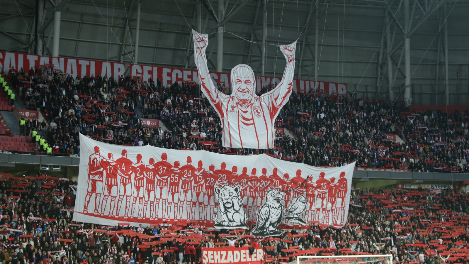 Samsunspor'dan 3 büyüklere koreografili gönderme