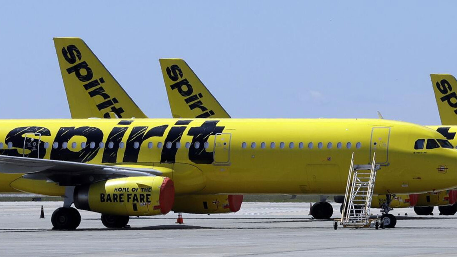 Spirit Airlines, yakıt krizi nedeniyle faaliyetlerini sonlandırma kararı aldı