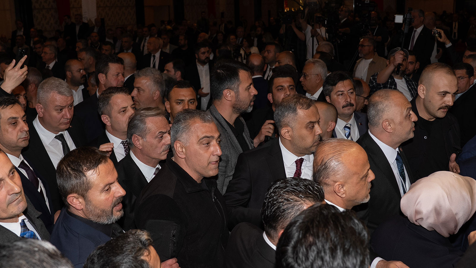 TBB seçiminde kavga! Erkem İmamoğlu'nun mektubu ortalığı karıştırdı