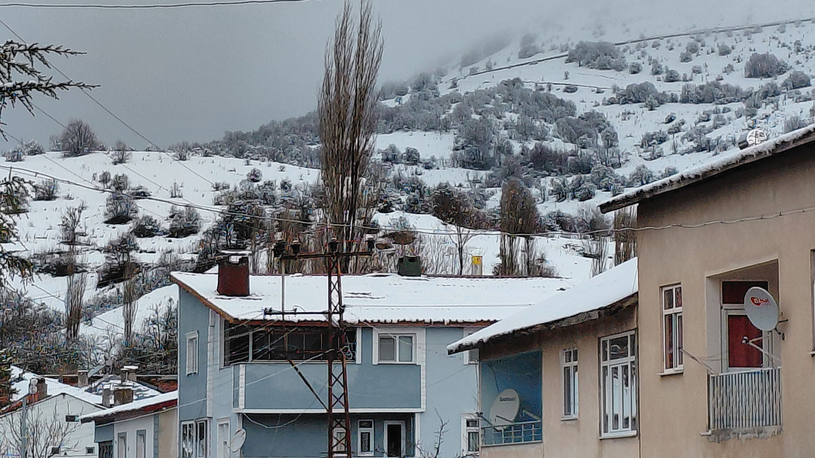 Tokat'ta Mayıs ayında kar yağışı!
