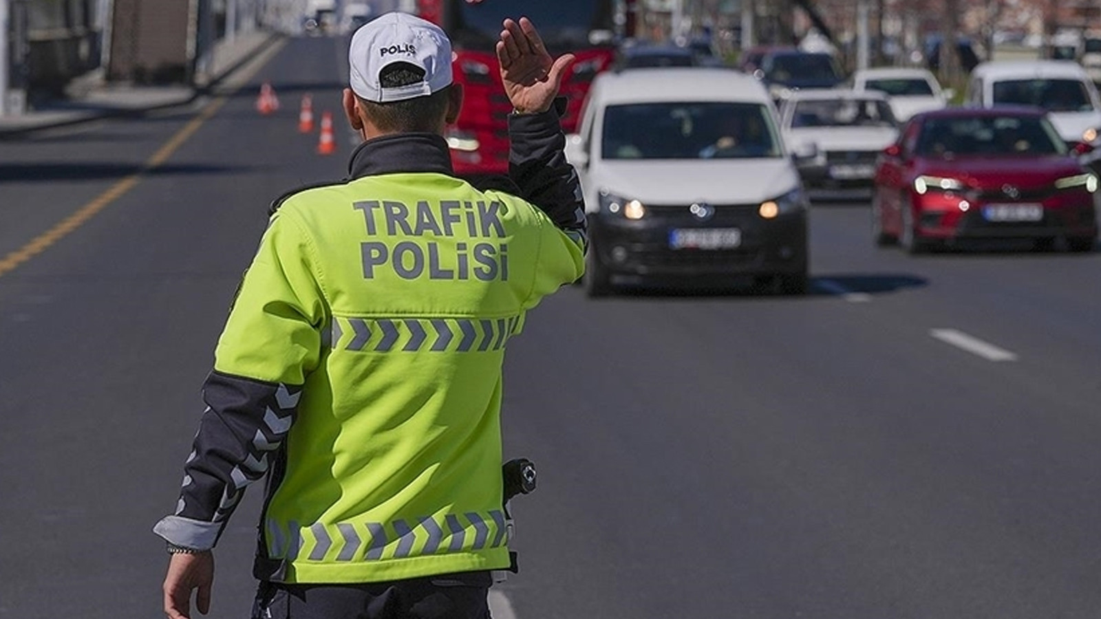 İstanbullular dikkat! Bugün bazı yollar trafiğe kapatıldı