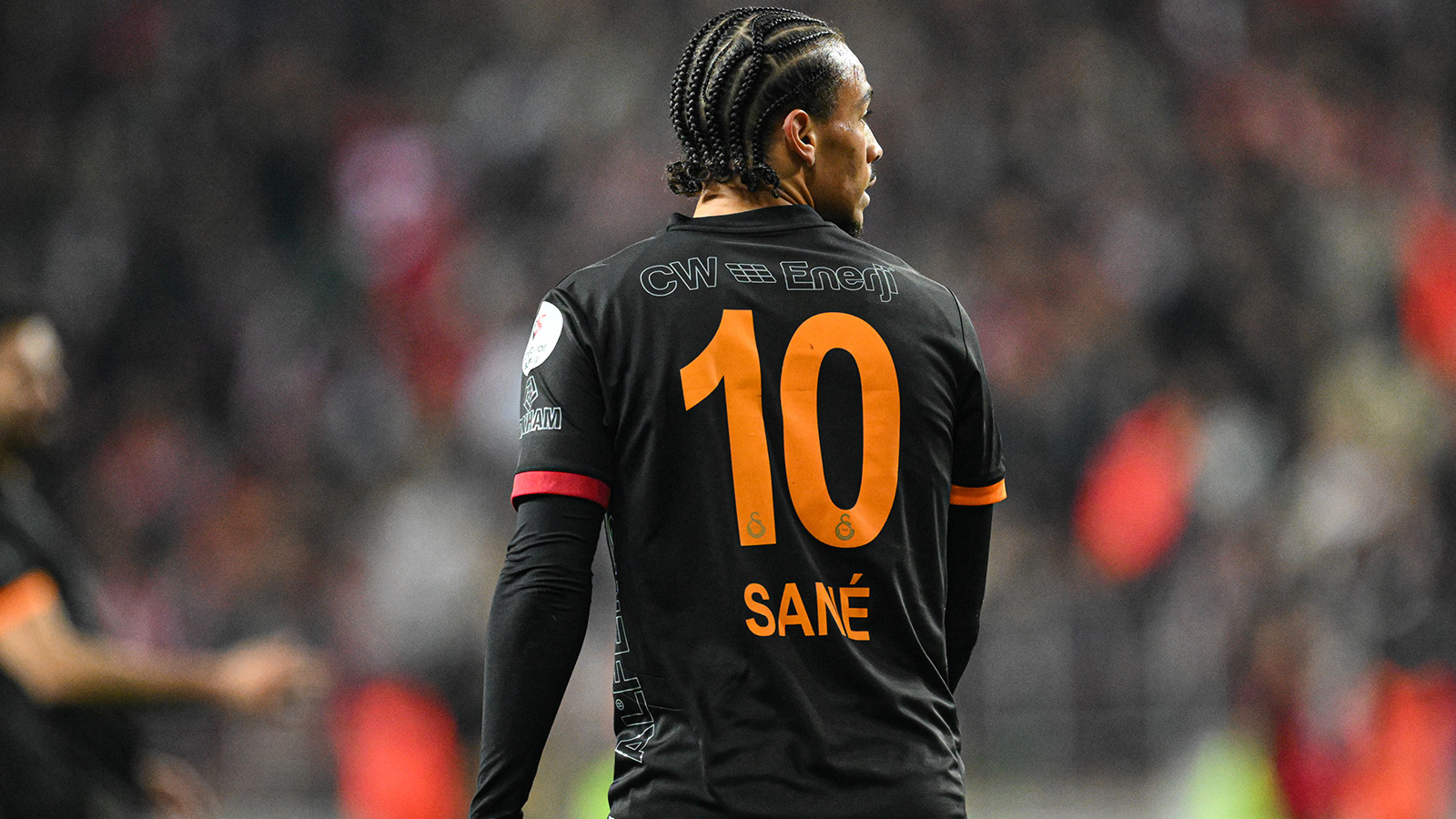 Leroy Sane'den Okan Buruk'a tepki: Şaşkınlığını gizleyemedi