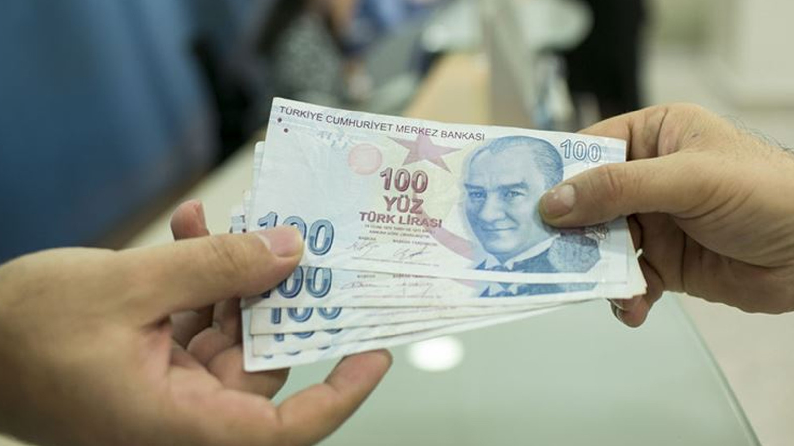 Emekliye dev promosyon: Ek ödemelerde 100 bin TL hesaba yatıyor