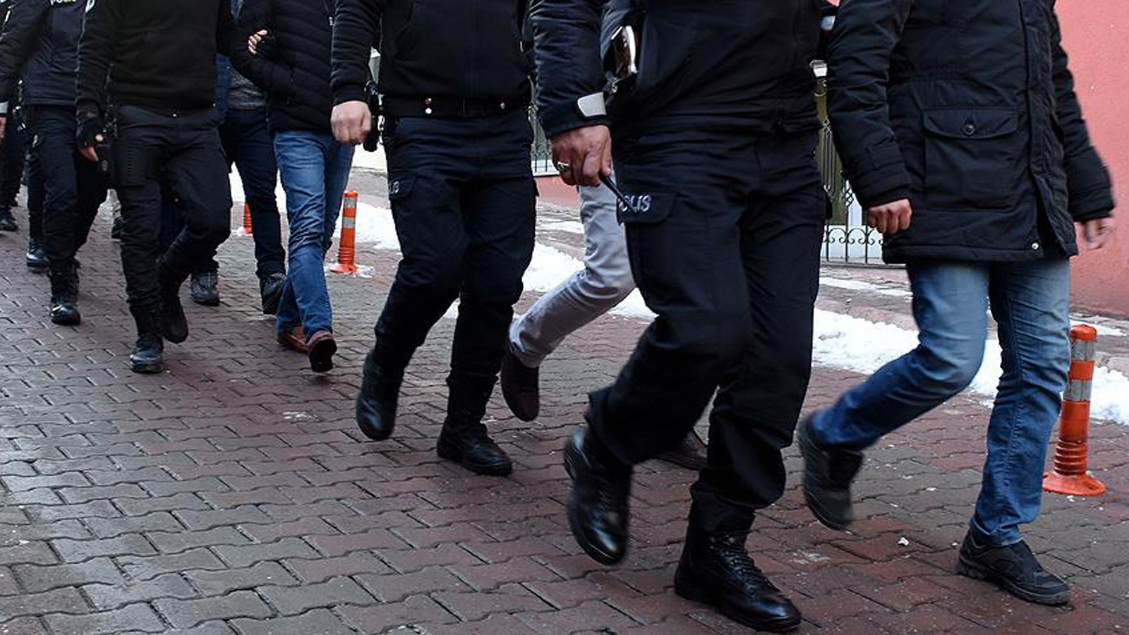 Güzellik merkezlerine 