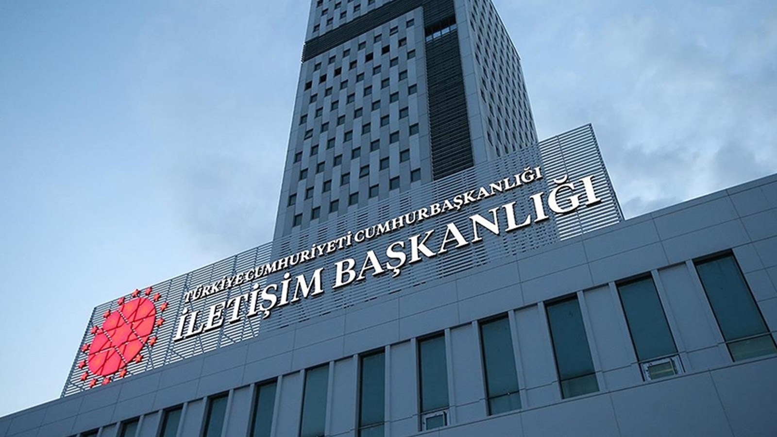 İletişim Başkanlığı'ndan '#GüçlüLiderGüçlüTürkiye' kampanyası