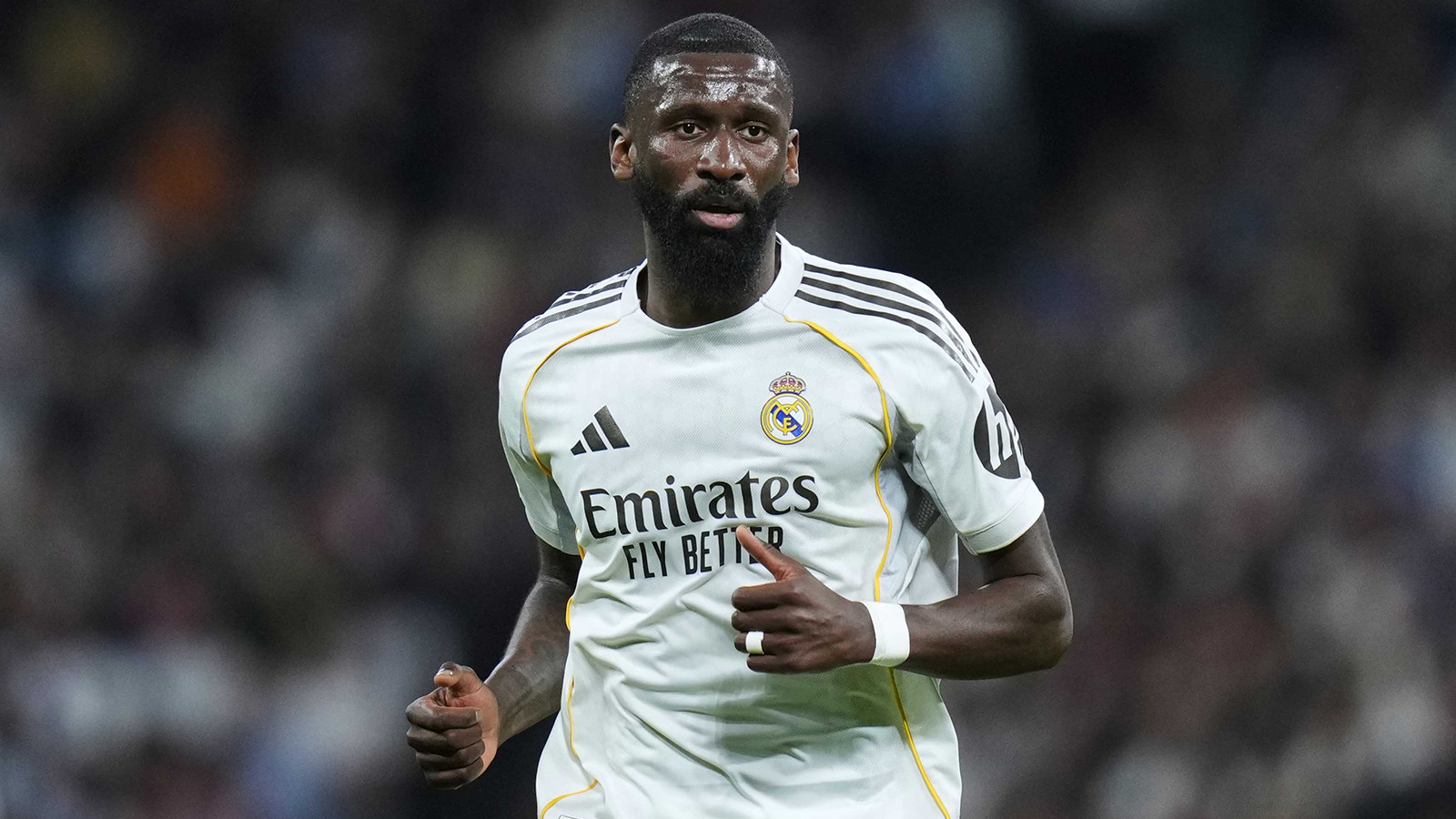 Real Madrid soyunma odasında kavga çıktı: Rüdiger, Carreras'a tokat attı!