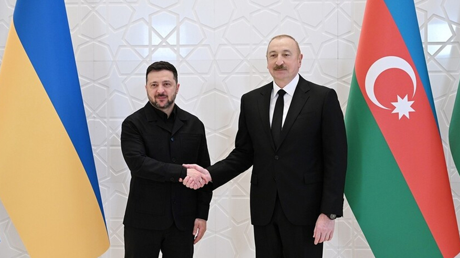 Azerbaycan Cumhurbaşkanı Aliyev ile Zelenski telefonda görüştü: İkili ilişkiler masaya yatırıldı
