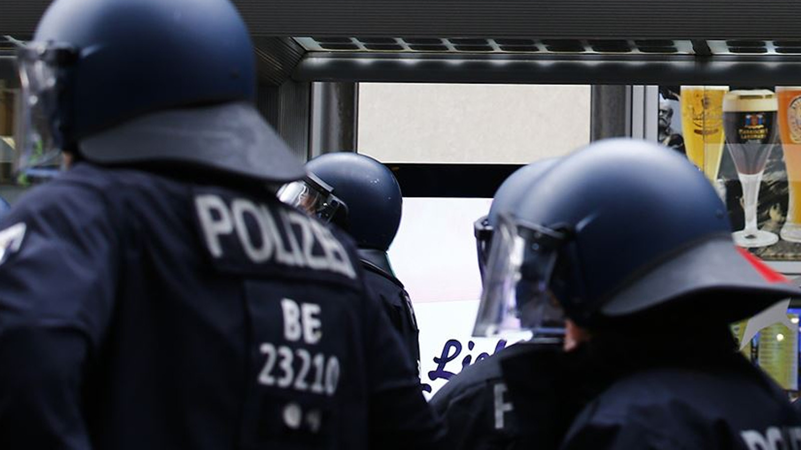 Almanya’da bankada rehine krizi