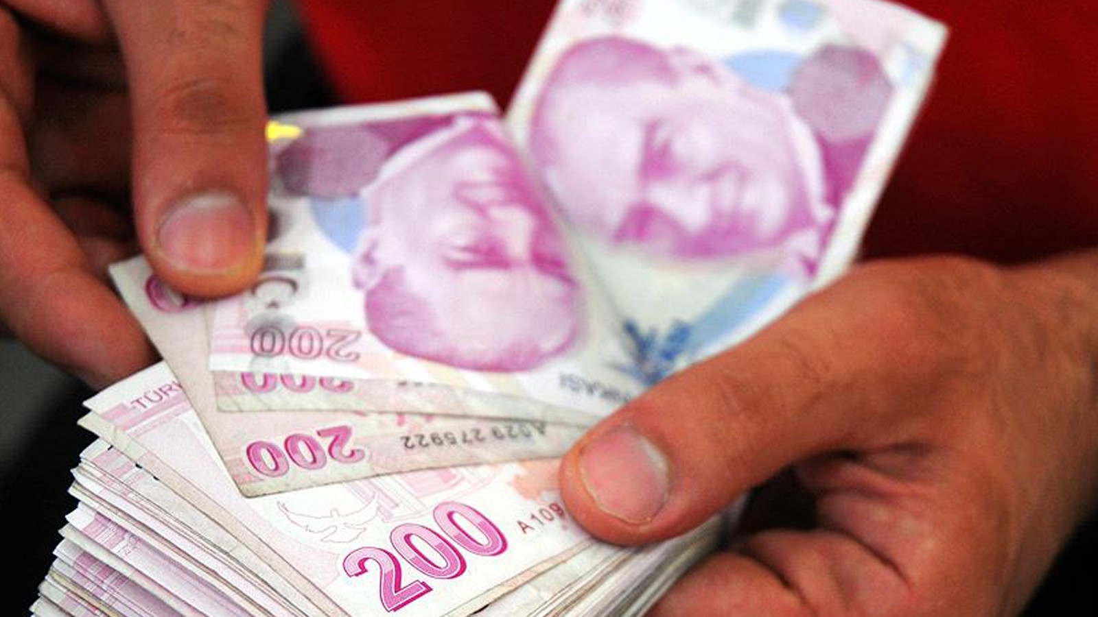 Emekliye bayram ikramiyesi için geri sayım: 4 bin TL ne zaman yatacak?