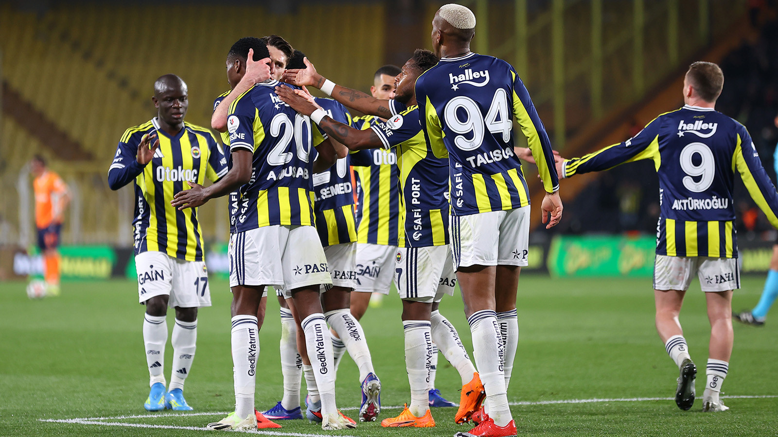 Fenerbahçe'nin Konyaspor maçı kadrosu belli oldu! Listede 3 eksik