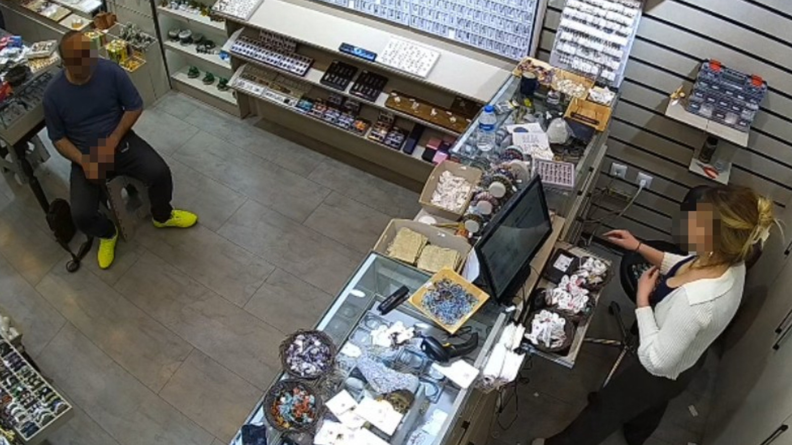 Karşısında hayasızca hareketler sergilenen kadın, yaşadığı taciz olayının detaylarını anlattı