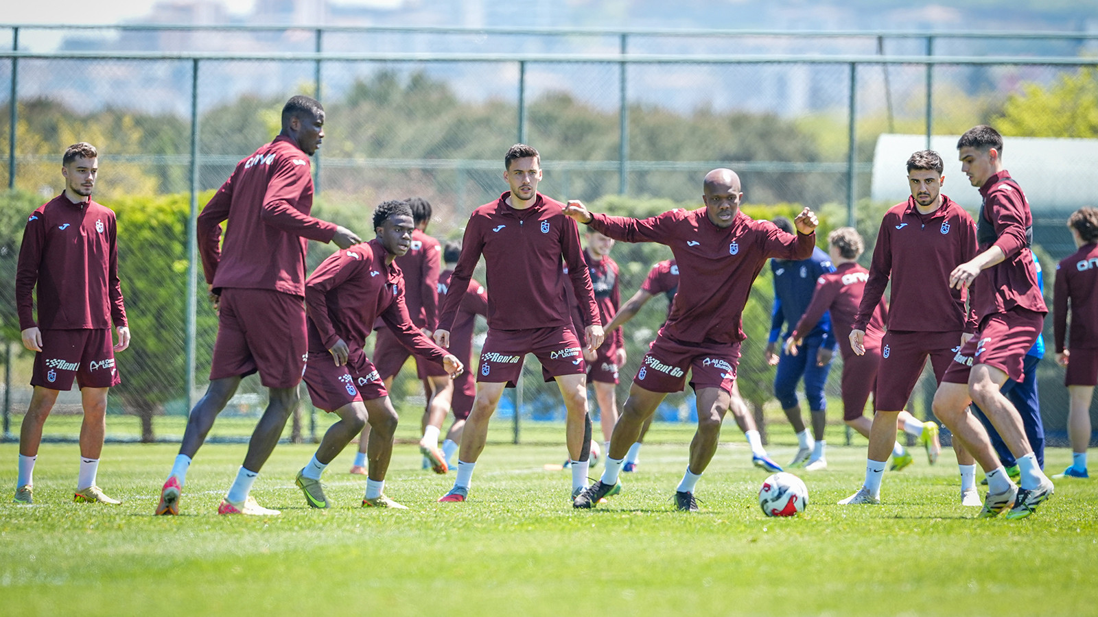 Trabzonspor'un Beşiktaş derbisi kadrosunda 7 eksik