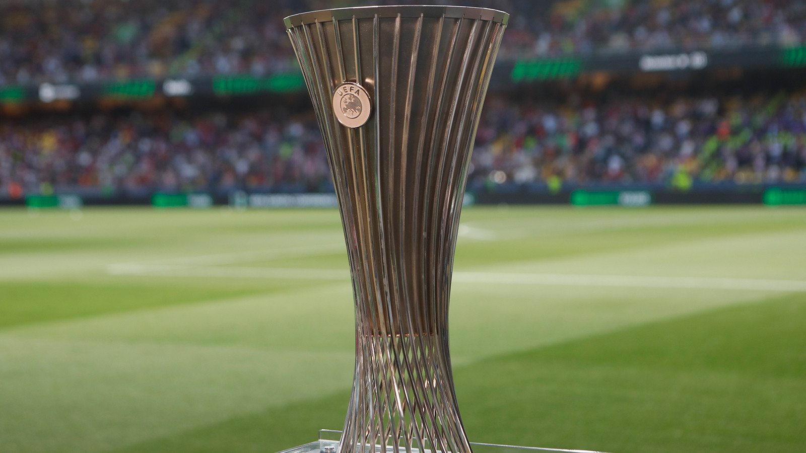 UEFA Konferans Ligi'nde finalin adı belli oldu: Crystal Palace-Rayo Vallecano