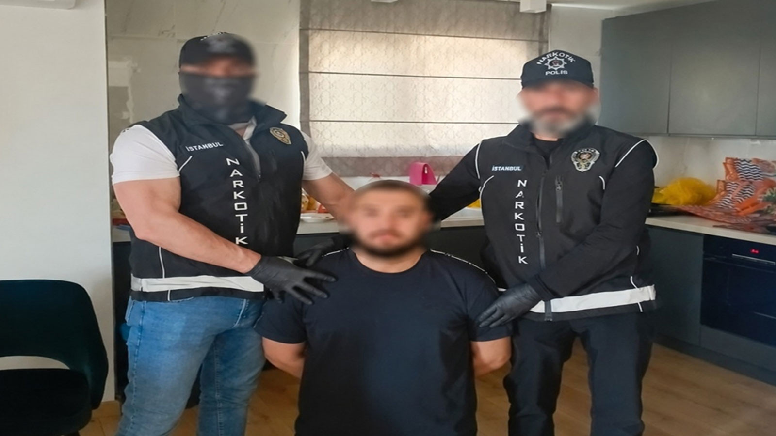Interpol tarafından aranan cinayet şüphelisi Antalya'da yakalandı