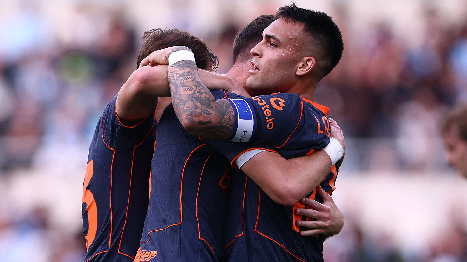 Şampiyon Inter, Lazio'yu farklı devirdi