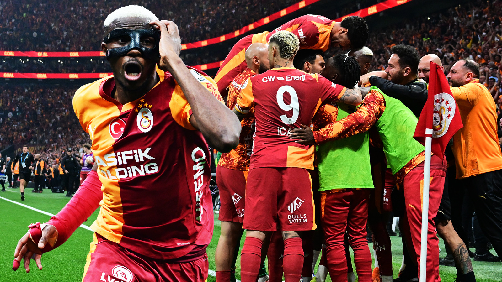 Galatasaray, Avrupa'da manşetlerde: "Saltanat devam ediyor! Osimhen şampiyonluğu getirdi"