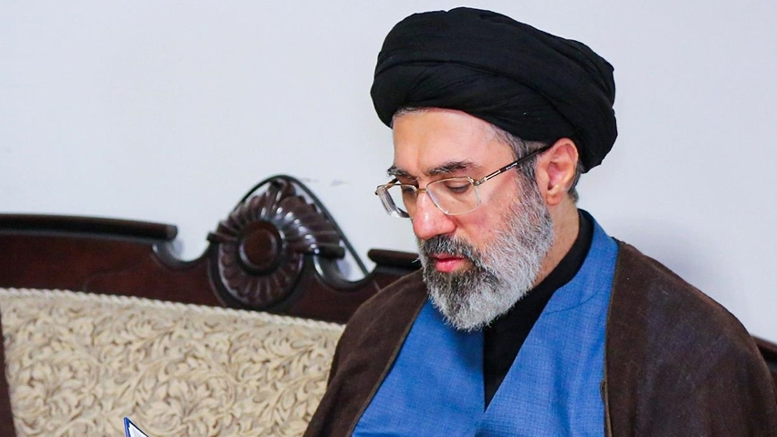 İran lideri Hamaney'den kritik görüşme! Komutan rapor sundu