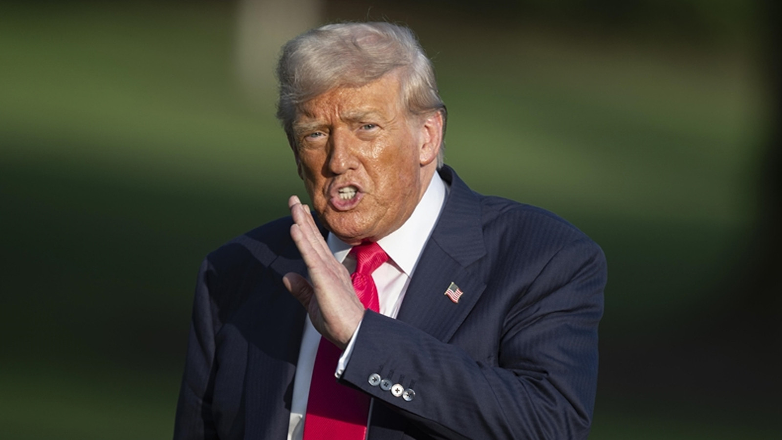 ABD Başkanı Trump’tan İran’a dikkat çeken mesaj: Pes edecekler, anlaşma yapana kadar sürecek
