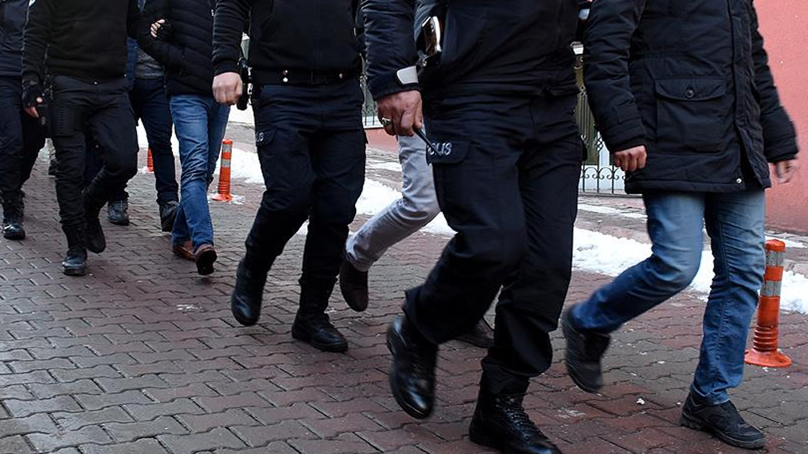 Aydın’da 'usulsüz sağlık raporu' düzenleyenlere operasyon
