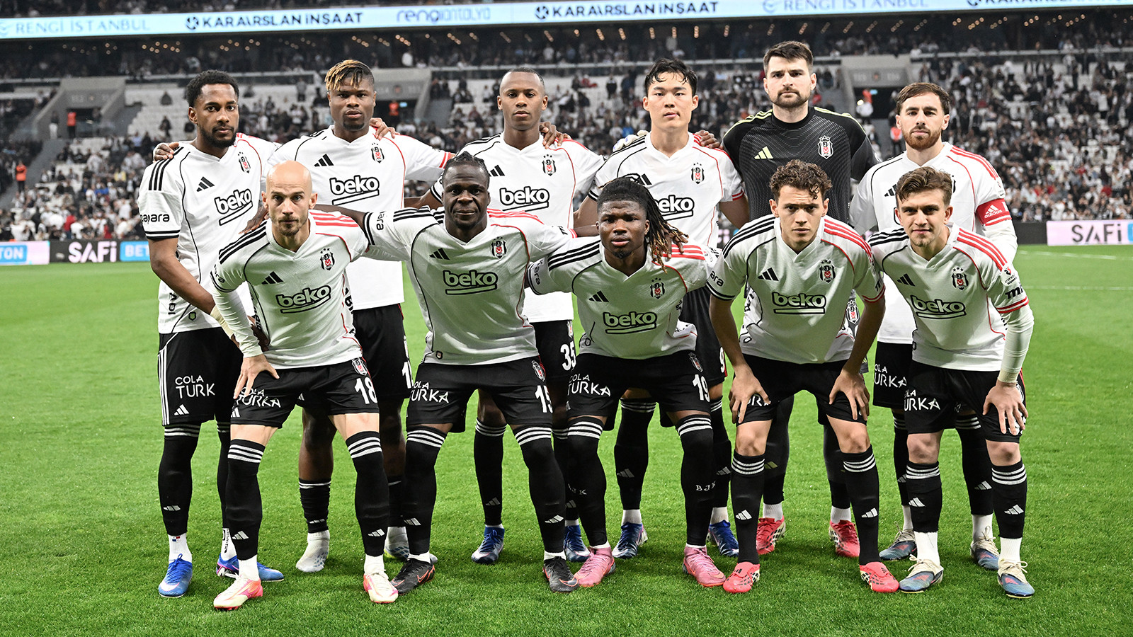 Beşiktaş'ta sezon istikrarsız ve kupasız geçti