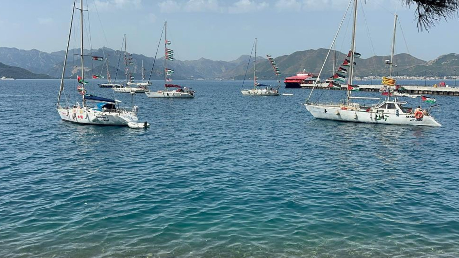 "Global Sumud Filosu"ndan bir grup Marmaris'e ulaştı