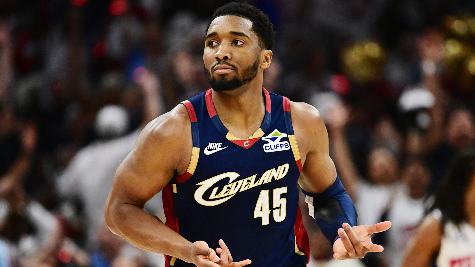 Donovan Mitchell yıldızlaştı, Cleveland seriyi eşitledi