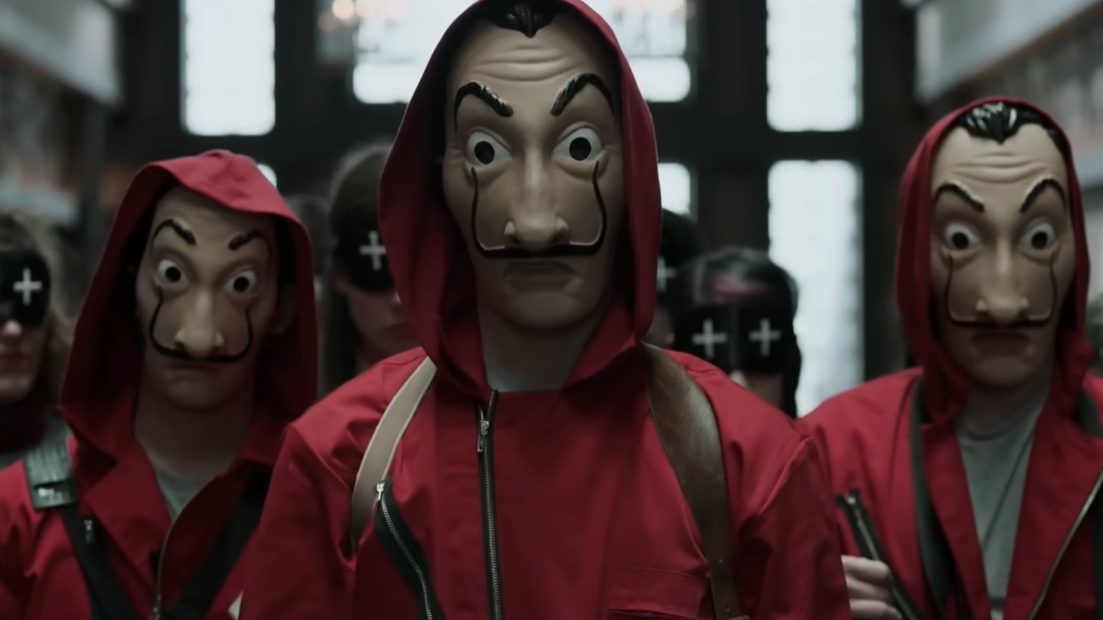 Netflix duyurdu! Fenomen dizi La Casa De Papel evreni devam ediyor