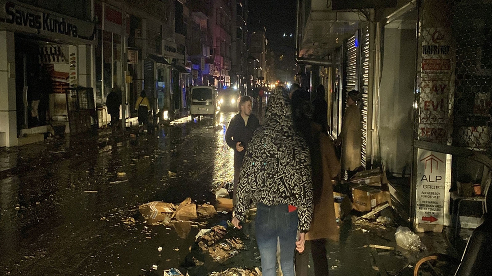 Samsun'da sel felaketi: 12 kişi hastanelik oldu
