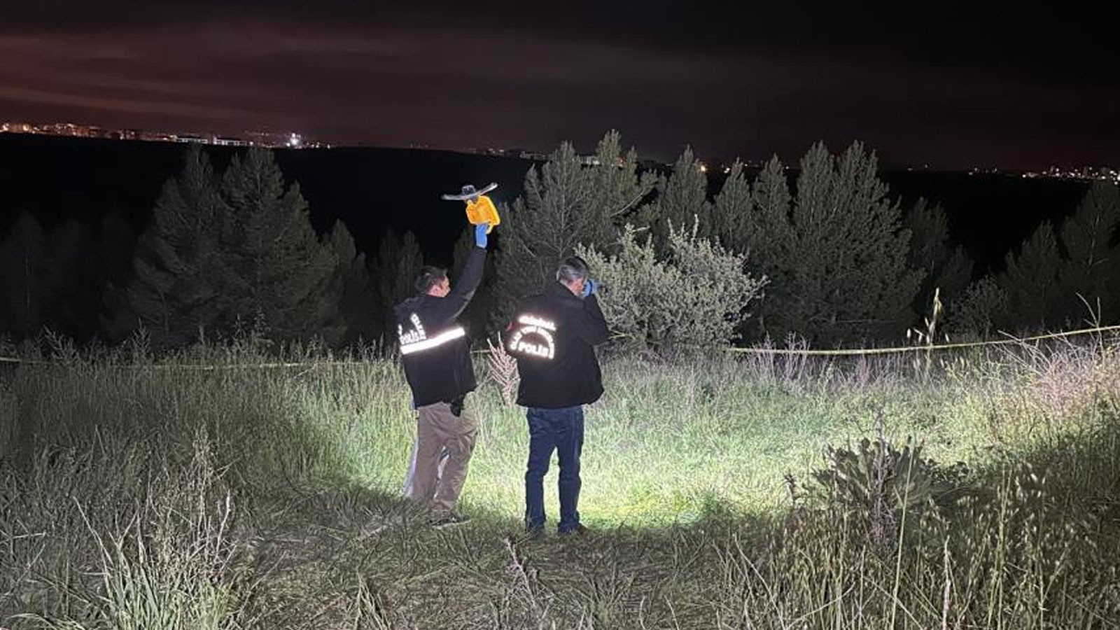 Uşak’ta tarım arazisinde erkek cesedi bulundu