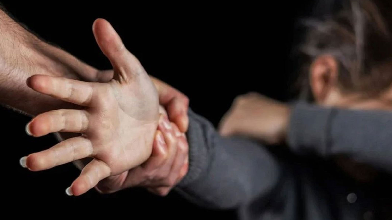 13 yaşındaki çocuğa cinsel istismar! Anne de tutuklandı