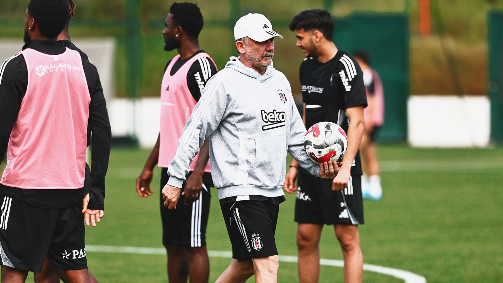 Beşiktaş, Çaykur Rizespor maçının hazırlıklarına devam etti