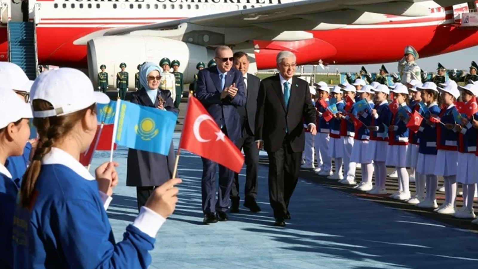 Cumhurbaşkanı Erdoğan Kazakistan'da