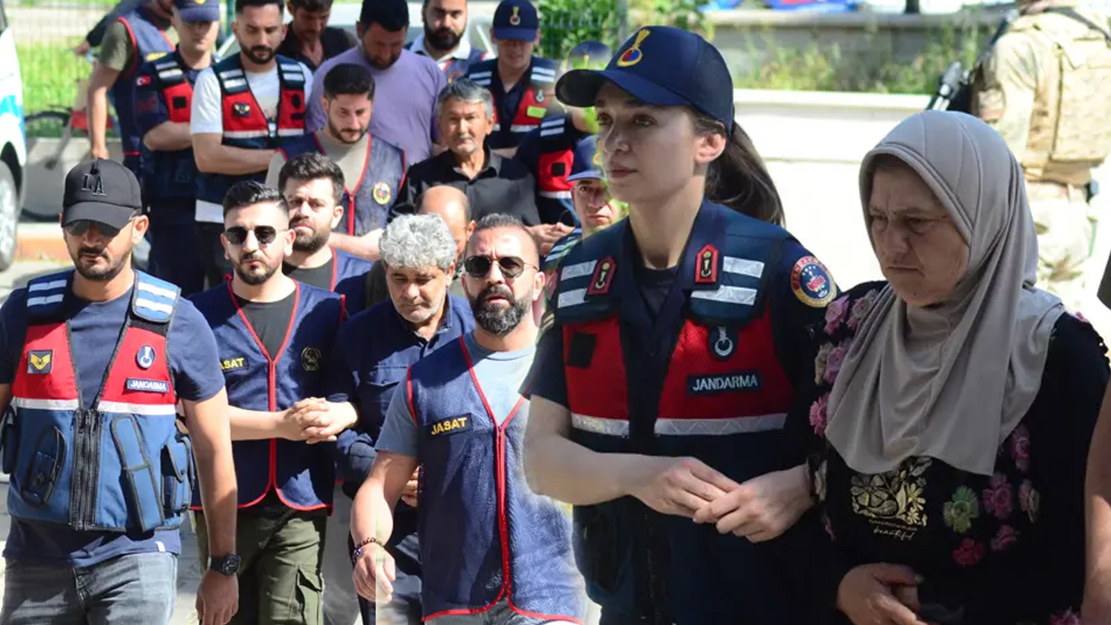 İhbar geldi, 14 yıllık dosya yeniden açıldı: Anne, baba ve dayı gözaltında!