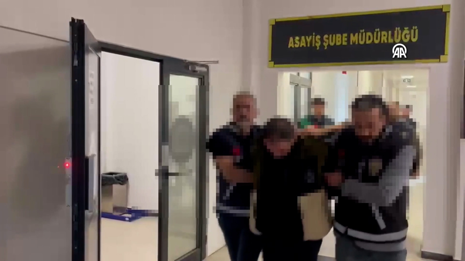 Kocaeli'de 3 kişinin öldüğü silahlı saldırıya ilişkin 1 şüpheli daha tutuklandı