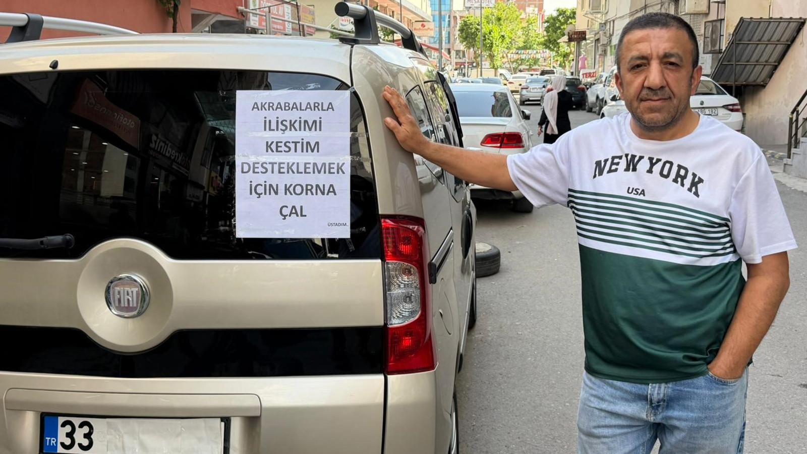 Batmanlı esnafın akraba isyanı; arabasına yapıştırdığı yazı şoke etti