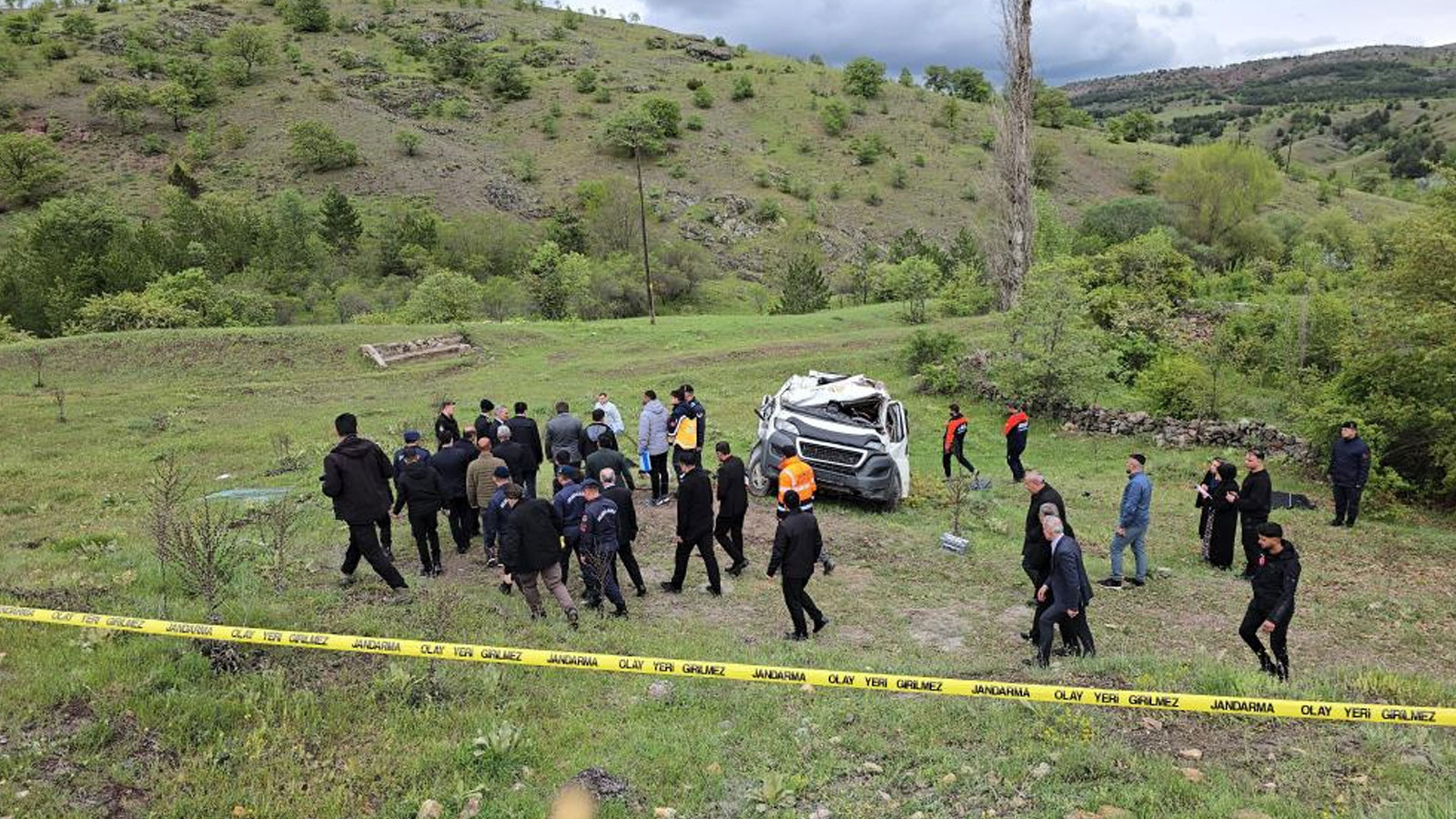 Yozgat'ta öğrenci servisi şarampole uçtu: 2 öğrenci ve şoför hayatını kaybetti