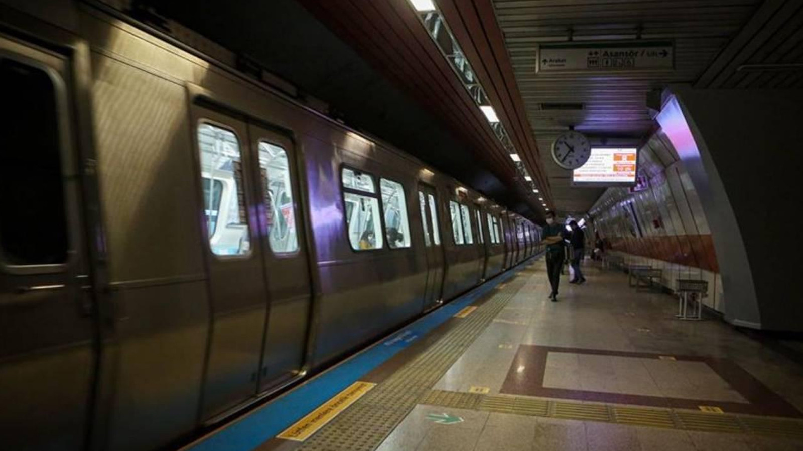 İstanbul'da metro seferlerine Avrupa Ligi finali düzenlemesi