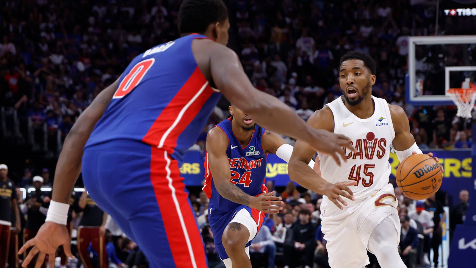 NBA'de konferans finali bileti alan son takım Cavaliers oldu