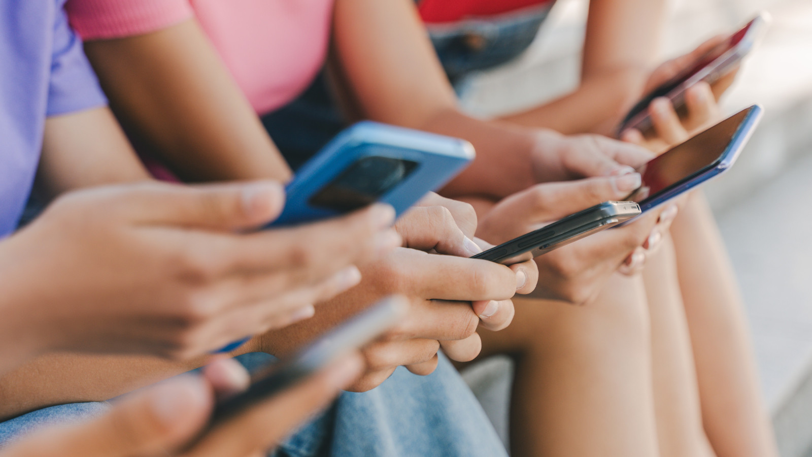 15 yaş altı için sosyal medya kısıtlamasında takvim netleşti