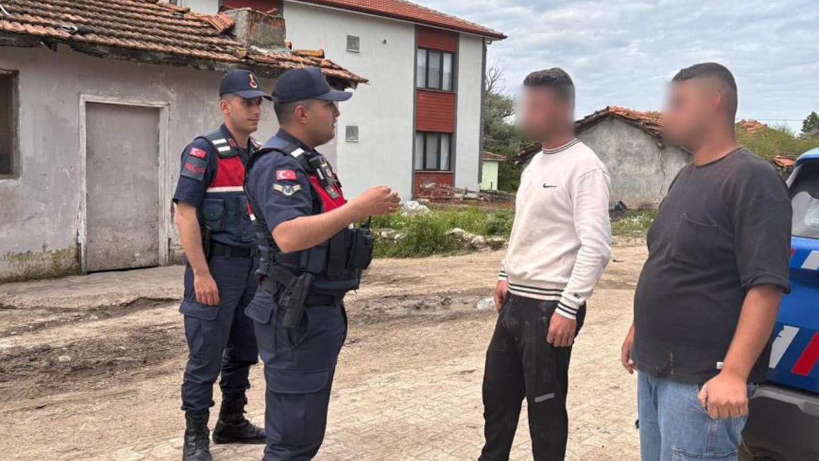 Bir kent teyakkuzda: Vatandaşlar KYK yurtlarına yerleştirildi