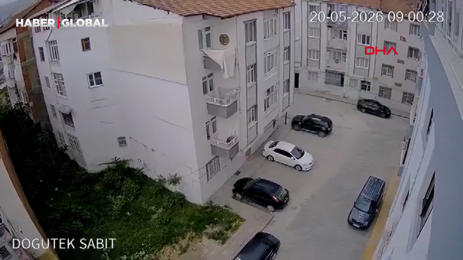 Malatya'da 5,6 büyüklüğündeki depremin ilk görüntüleri