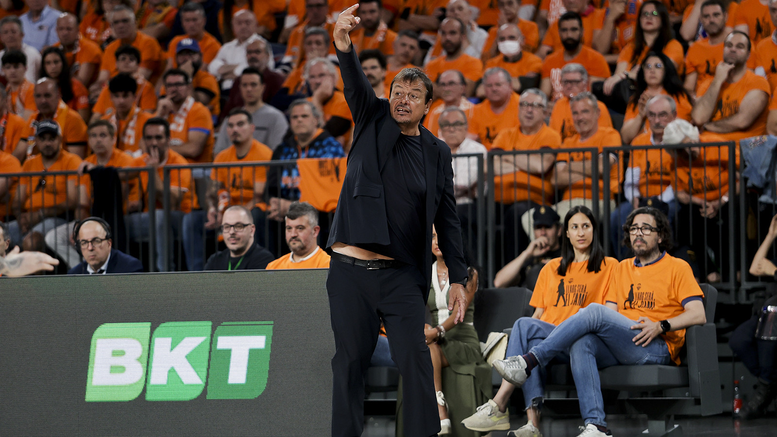 Panathinaikos'tan Ergin Ataman için şok karar!