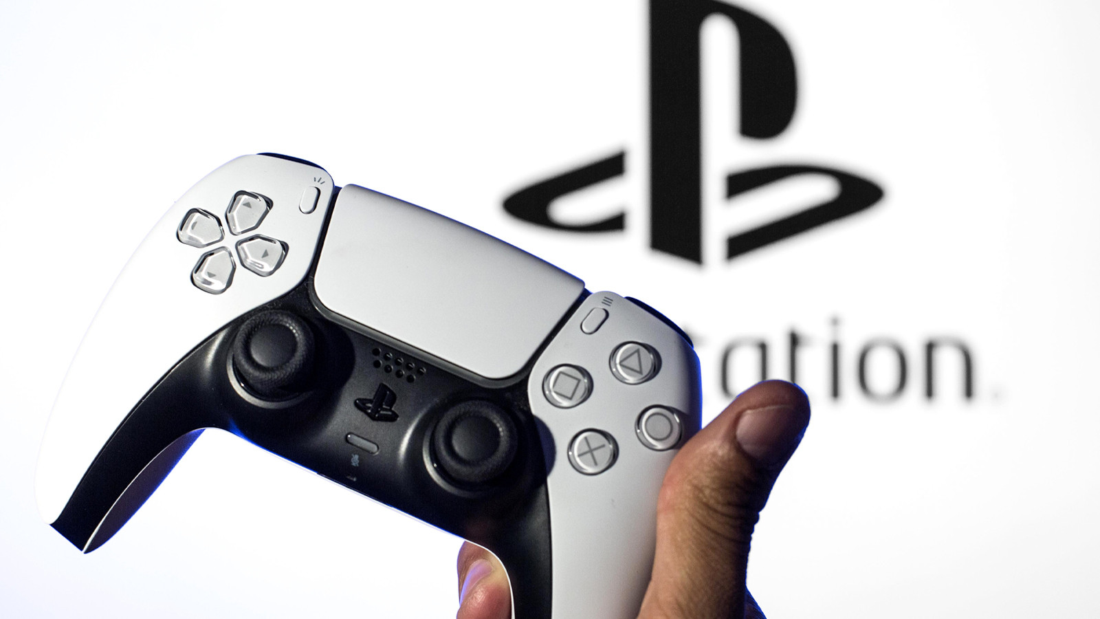 Sony'den radikal karar! Bir devrin kapandığını resmen duyurdu