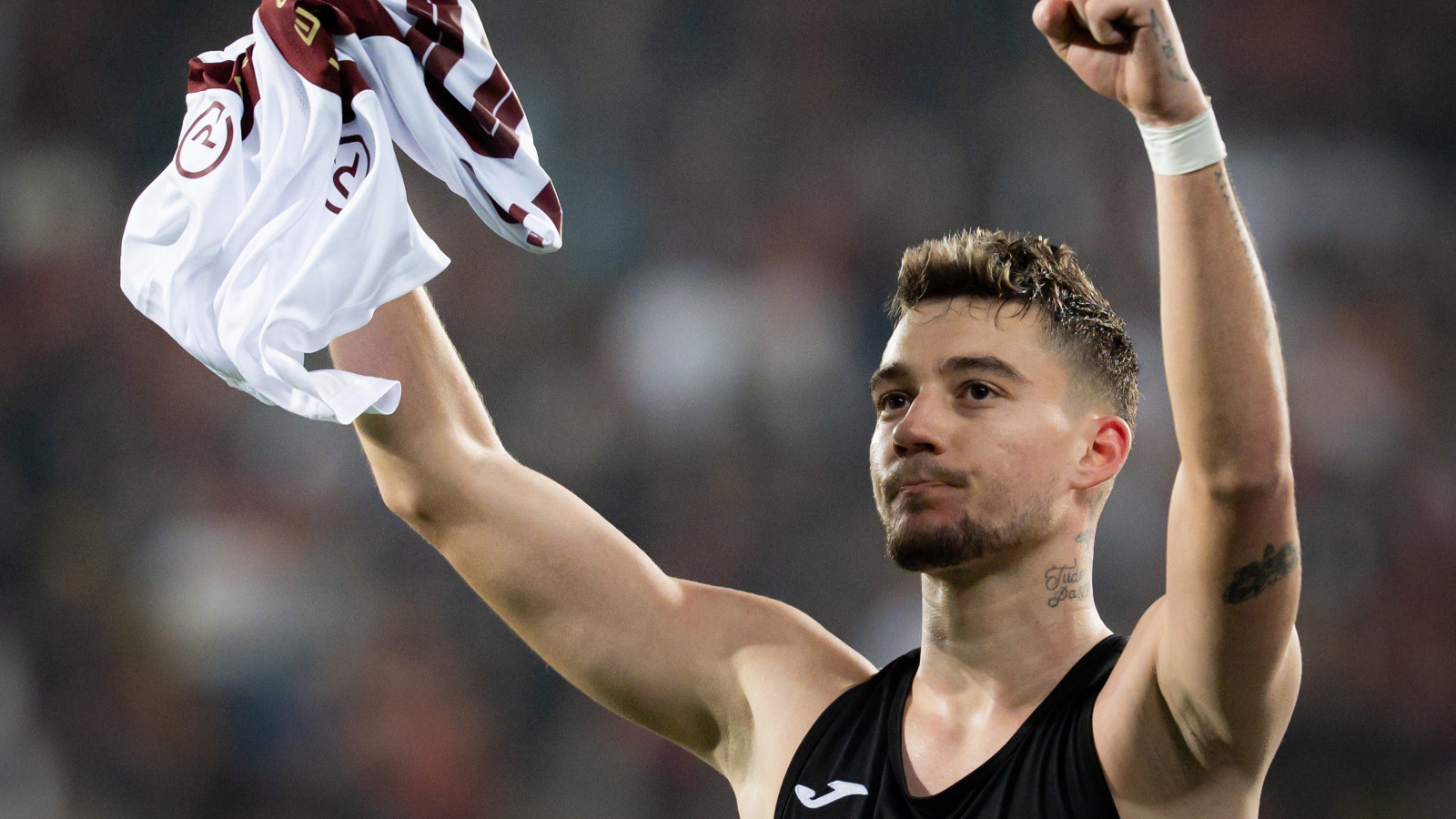 Trabzonspor ilk transferini KAP'a bildirdi: 8,5 milyon euro ödenecek
