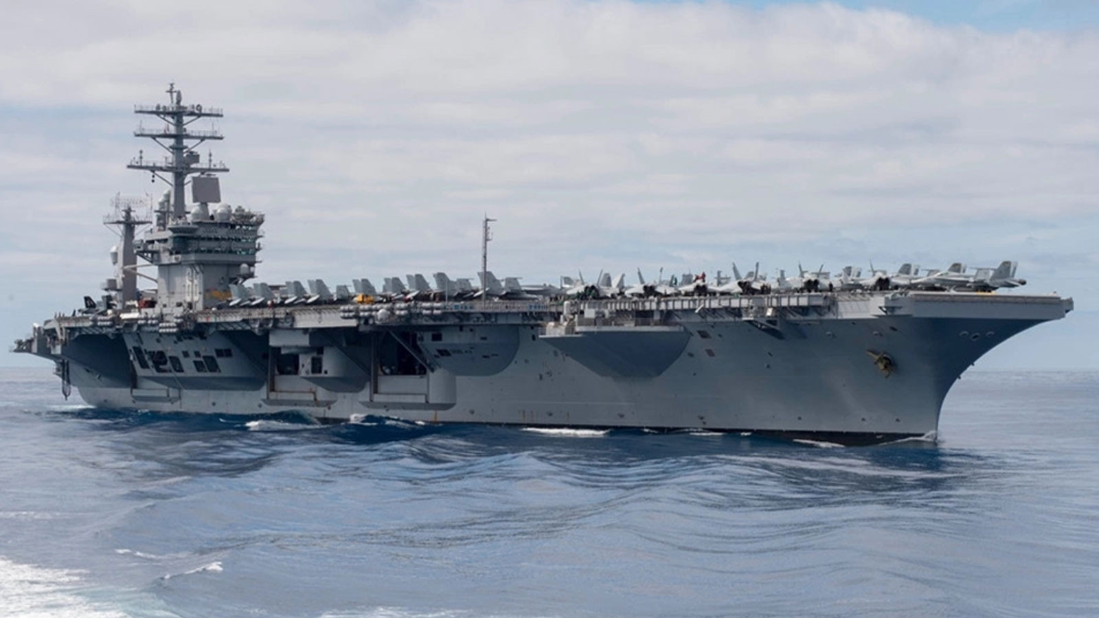 ABD, Küba ile gerilim devam ederken USS Nimitz uçak gemisini Karayipler'e konuşlandırdı